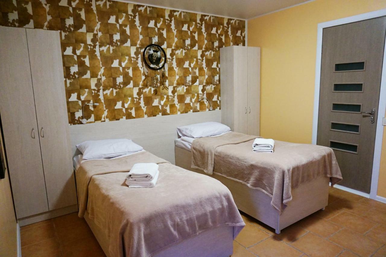 Kolibri Hotel Одеса Екстериор снимка