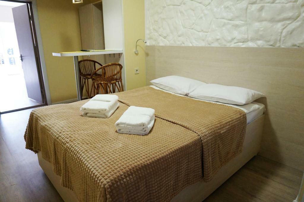 Kolibri Hotel Одеса Екстериор снимка